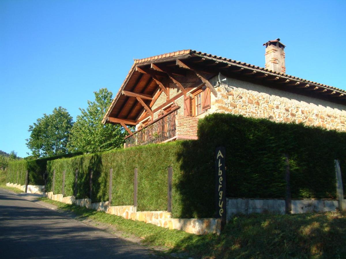 Albergue Eskerika Exclusivo Peregrinos Esquerica Екстер'єр фото