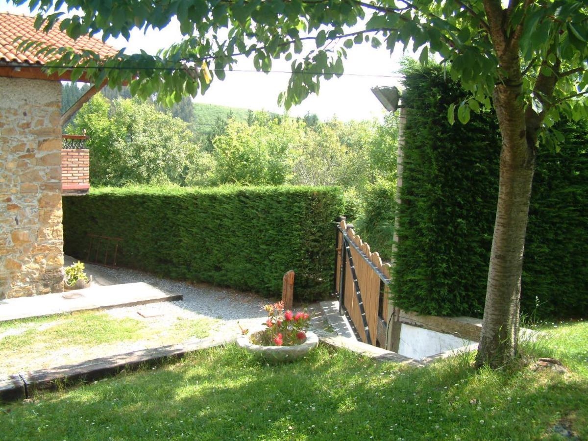Albergue Eskerika Exclusivo Peregrinos Esquerica Екстер'єр фото